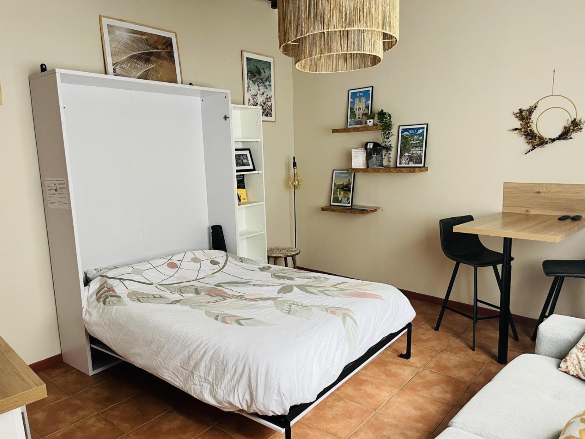 Logement, Plein Centre Du Village De Verzy Екстер'єр фото