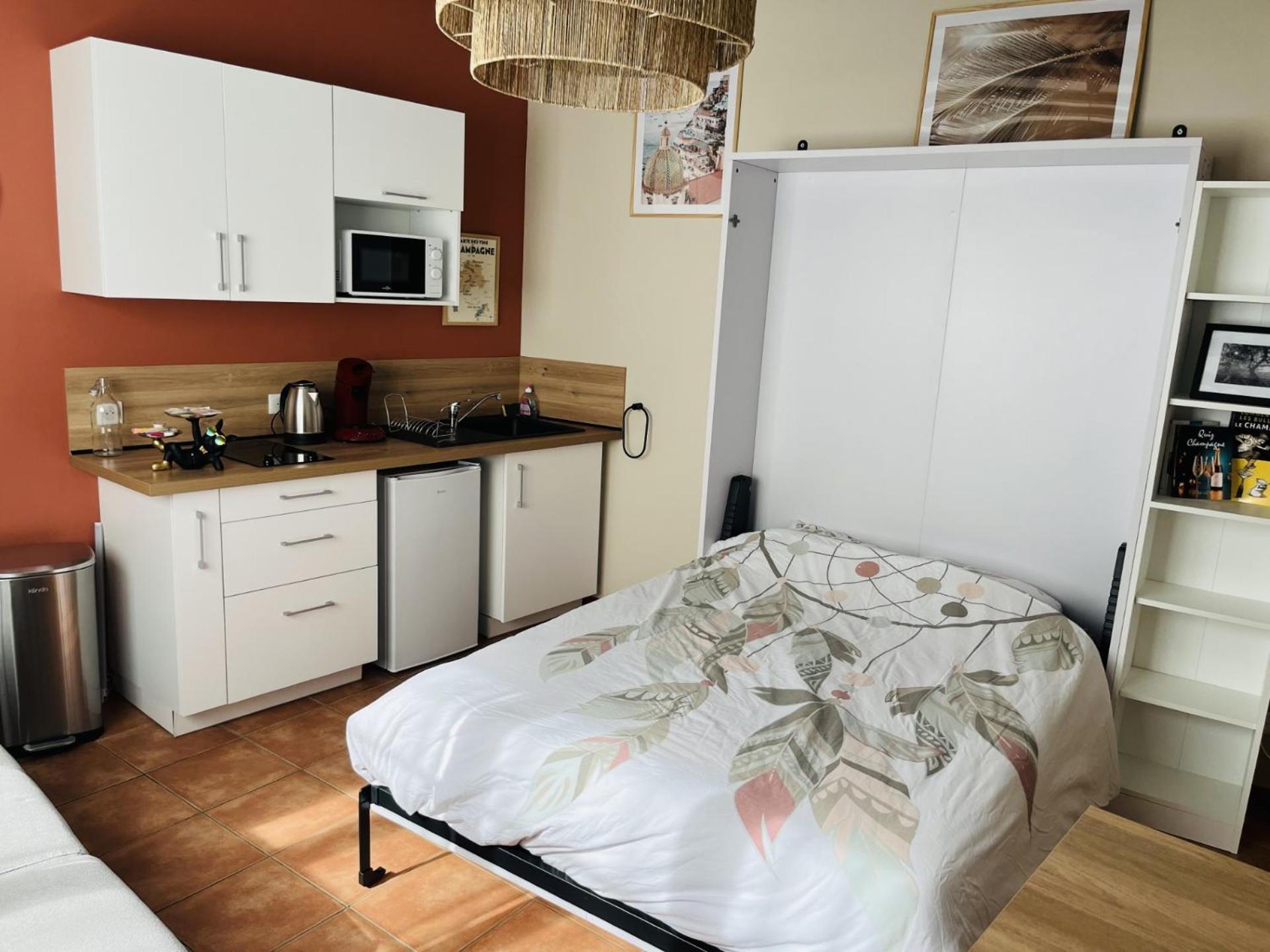 Logement, Plein Centre Du Village De Verzy Екстер'єр фото